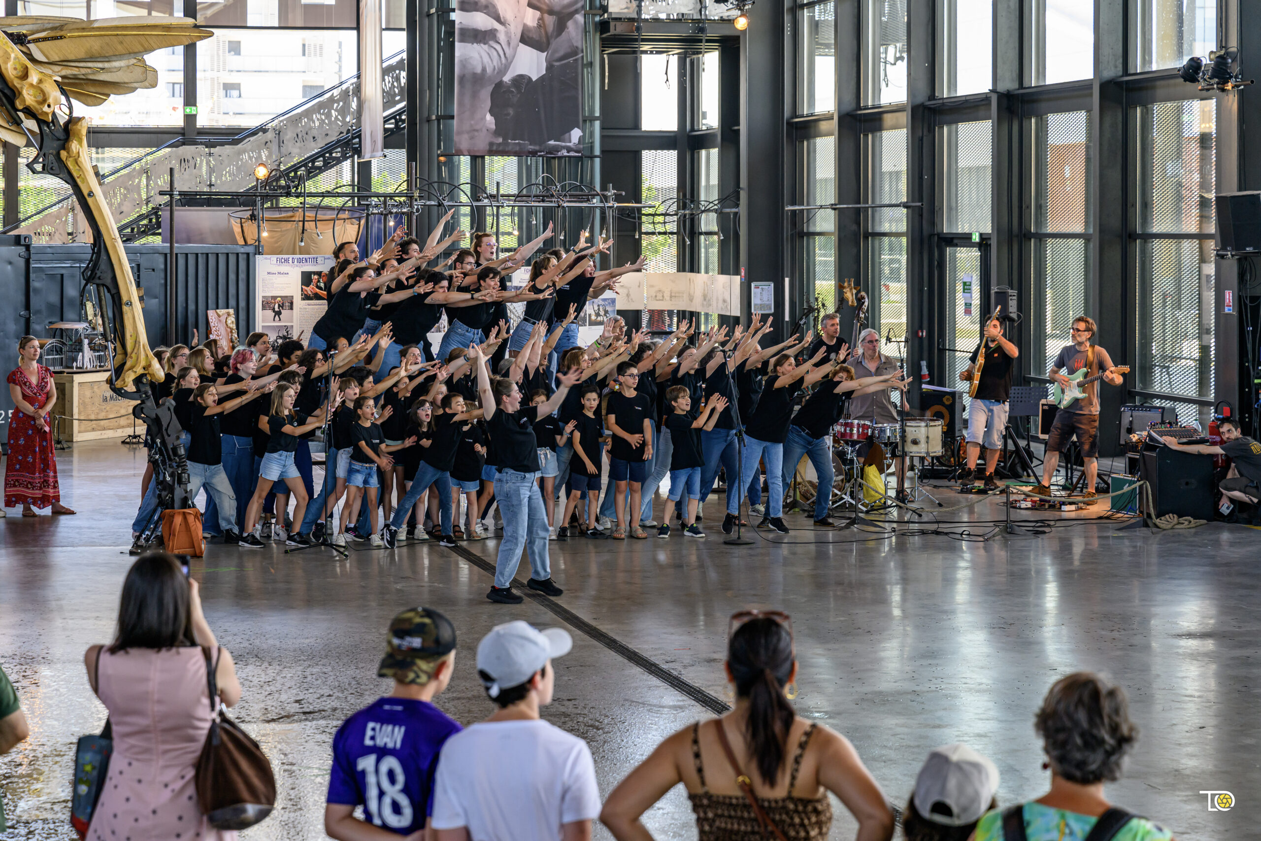 Illustration : HALLE EN VOIX